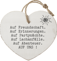 Auf Freundschaft.
Auf Erinnerungen.
Auf Partynächte.
Auf Lachanfälle.
Auf Abenteuer.
AUF UNS !